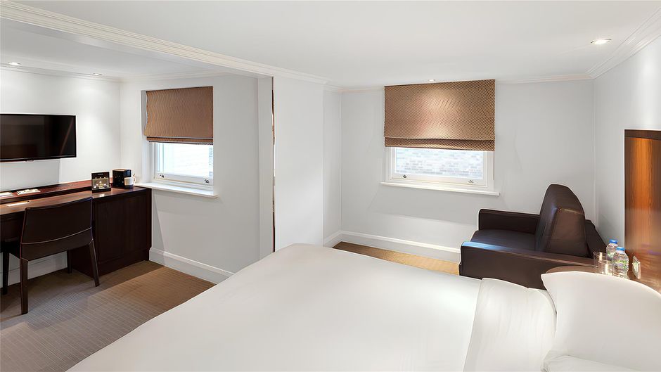 Guild Hotel Marble Arch Room