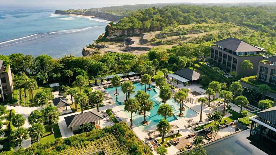 Radisson Blu Resort and Villas Bali Uluwatu Exterior