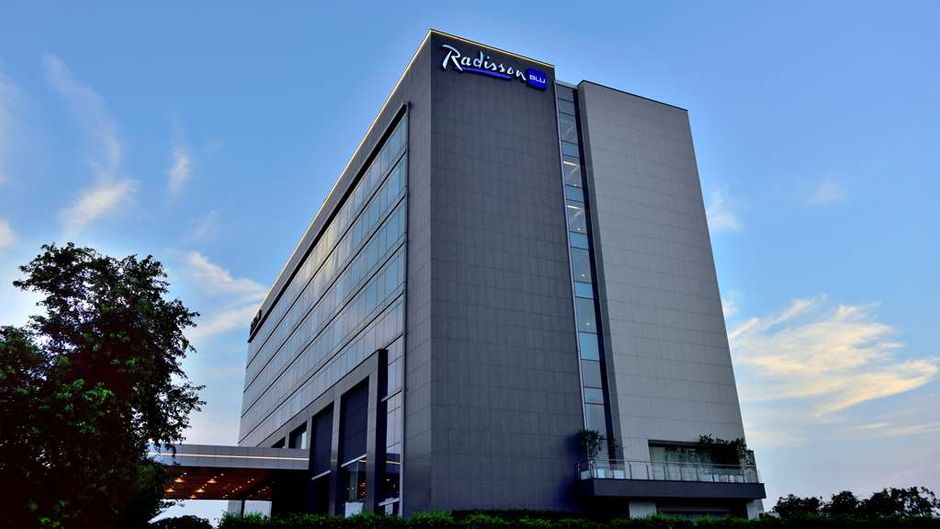 Radisson Blu Faridabad Exterior