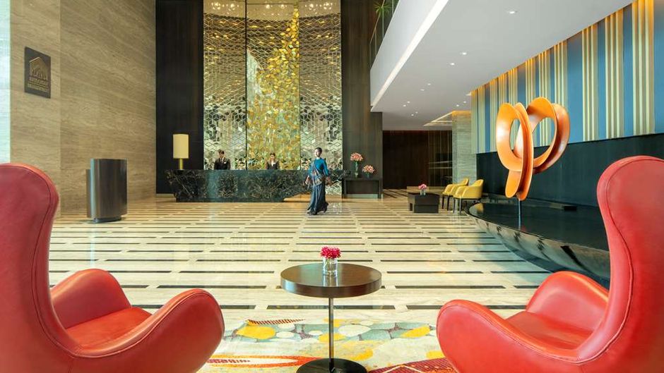 Radisson Blu Faridabad Lobby