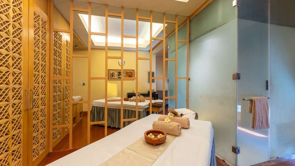 Radisson Blu Hotel Indore Spa