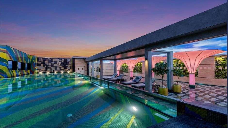 Radisson Blu Hotel Chennai Pool