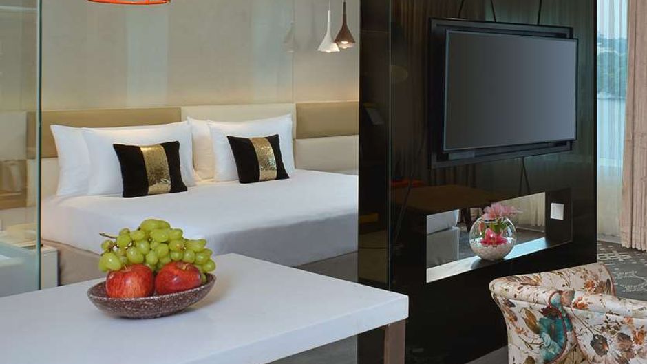 Radisson Bengaluru City Center Suite