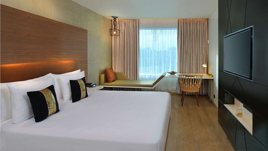 Radisson Bengaluru City Center Room