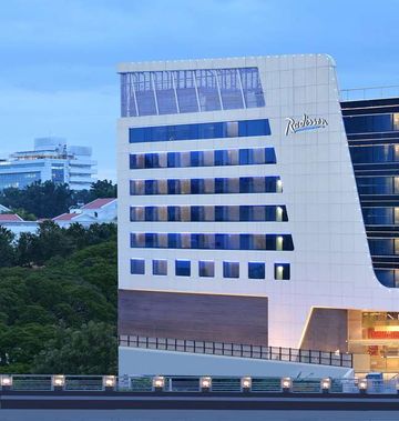 Radisson Bengaluru City Center