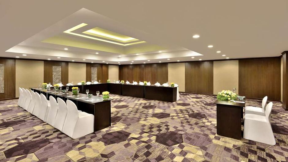 Radisson Blu Atria Bengaluru Meeting