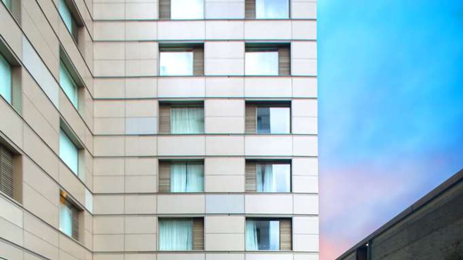 Radisson Chennai City Centre Pool