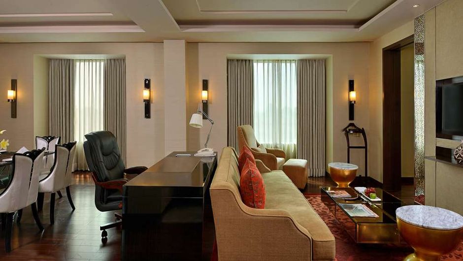 Radisson Blu Jaipur Suite