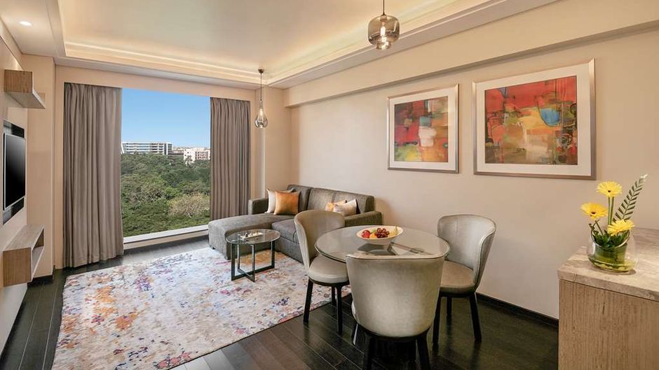 Radisson Mumbai Andheri MIDC Suite