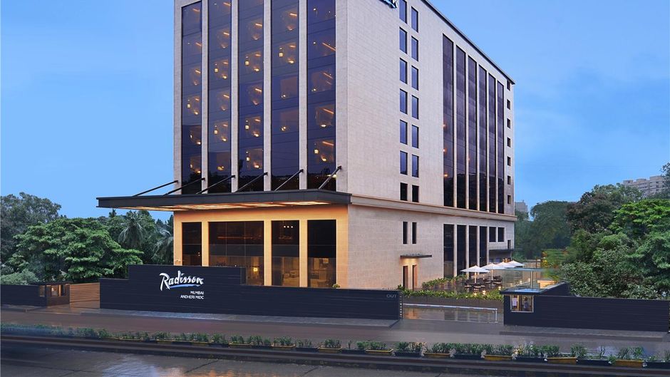Radisson Mumbai Andheri MIDC Exterior