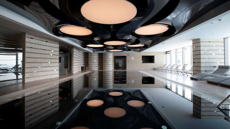 Radisson Blu Hotel Istanbul Sisli Pool