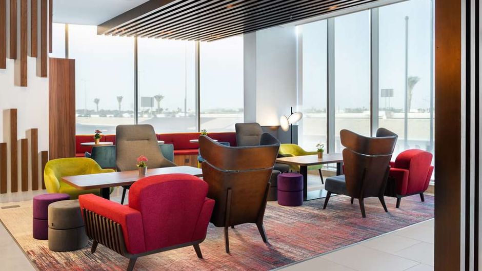 Park Inn by Radisson Jeddah Medinah Rd Lobby