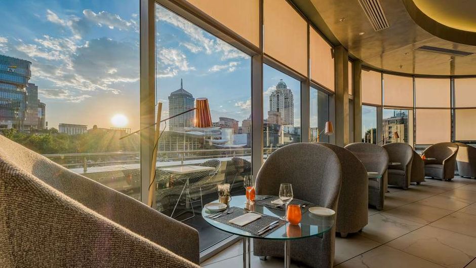 Radisson Blu Gautrain Hotel, Sandton Restaurant