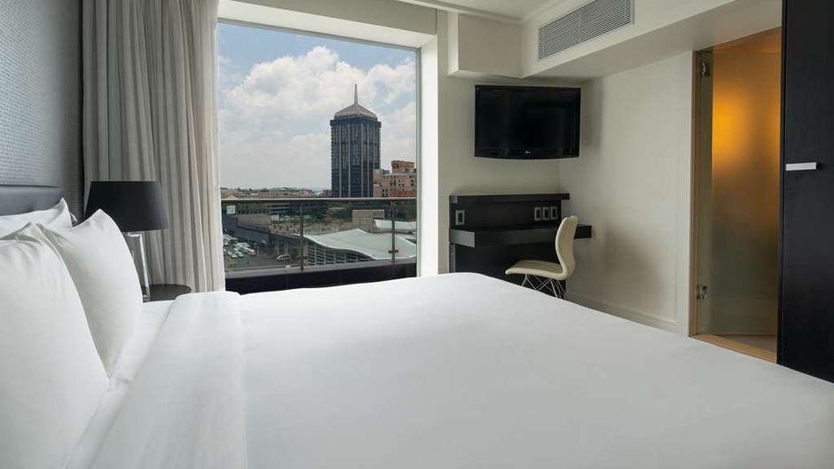 Radisson Blu Gautrain Hotel, Sandton Room