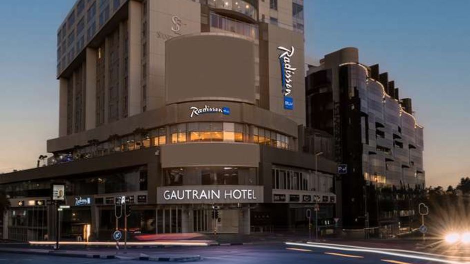 Radisson Blu Gautrain Hotel, Sandton Exterior