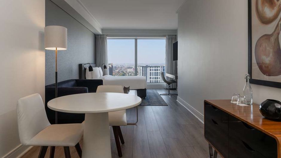 Radisson Blu Gautrain Hotel, Sandton Suite