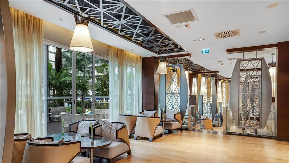 Radisson Blu Hotel & Convention Centre Restaurant