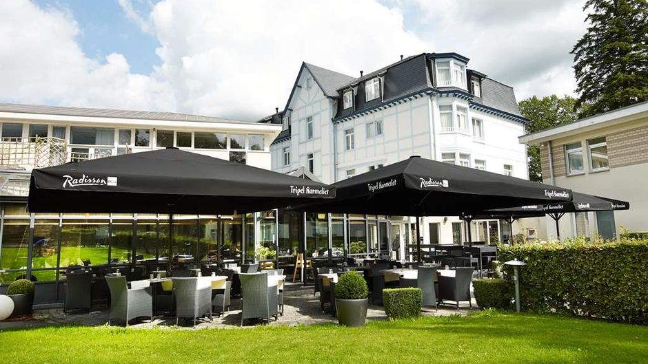 Radisson Blu Balmoral Hotel Exterior