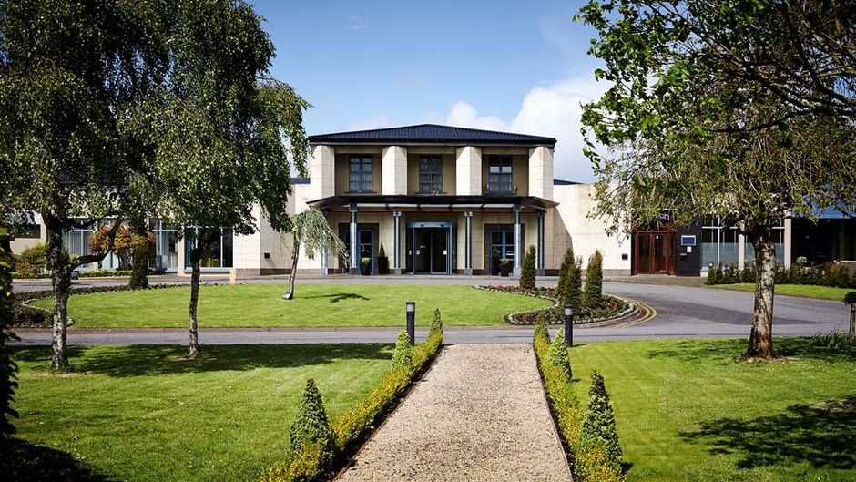 Radisson Blu Hotel & Spa Exterior