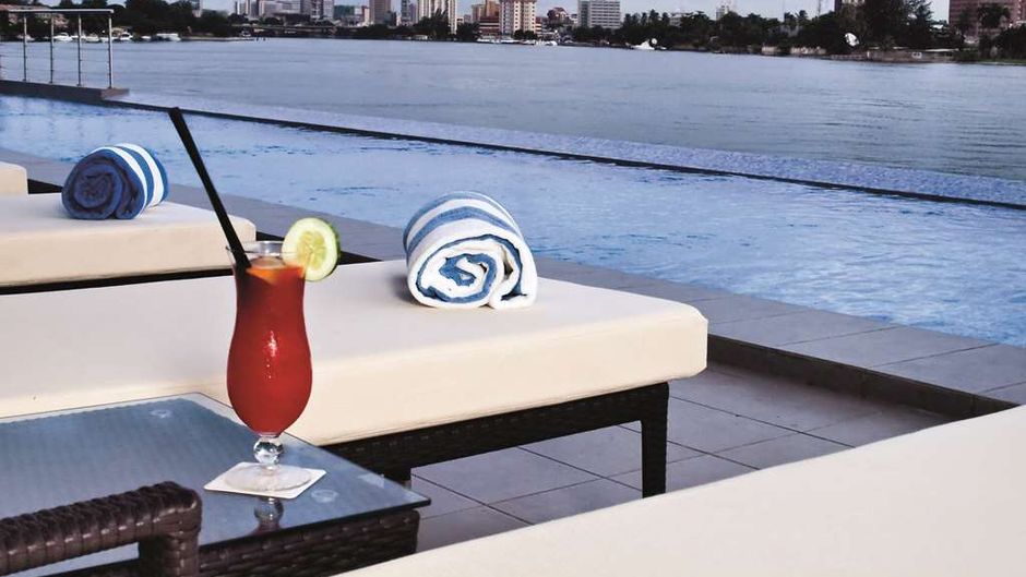 Radisson Blu Anchorage Hotel, Lagos VI Pool