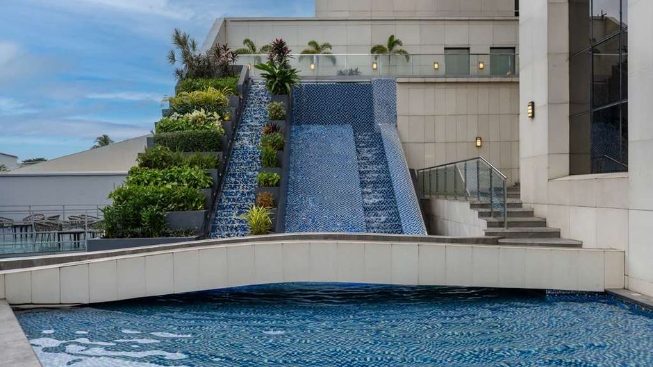 Radisson Blu Hotel Lagos Ikeja Pool