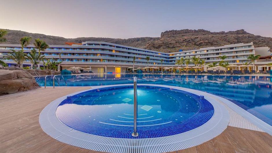 Radisson Blu Resort & Spa Gran Canaria Exterior