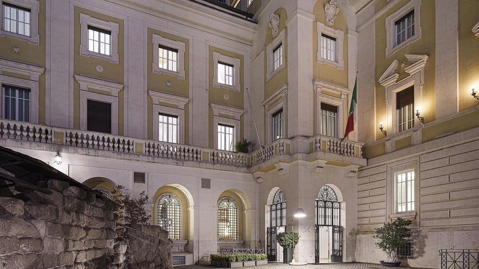 Palazzo Montemartini Radisson Coll Hotel Exterior