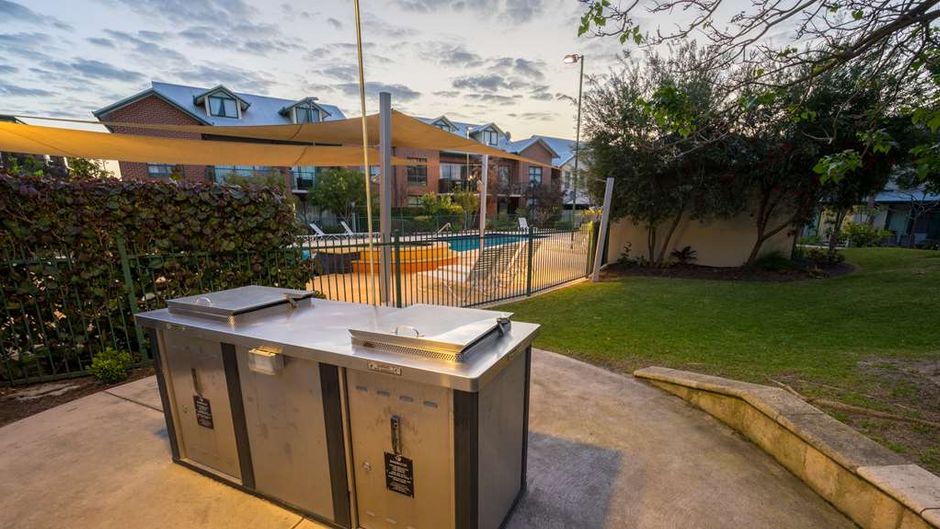 Perth Ascot Central Apartment Hotel Restaurant