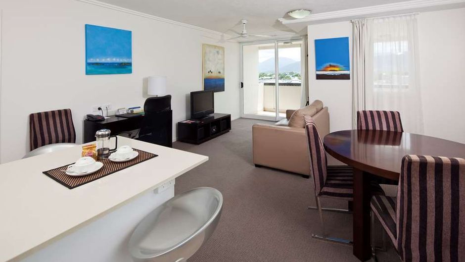 Cairns Central Plaza Apartment Room