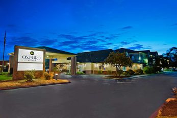 Oxford Suites Hermiston