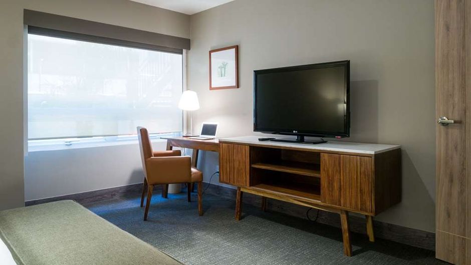 Dominion Polanco Room