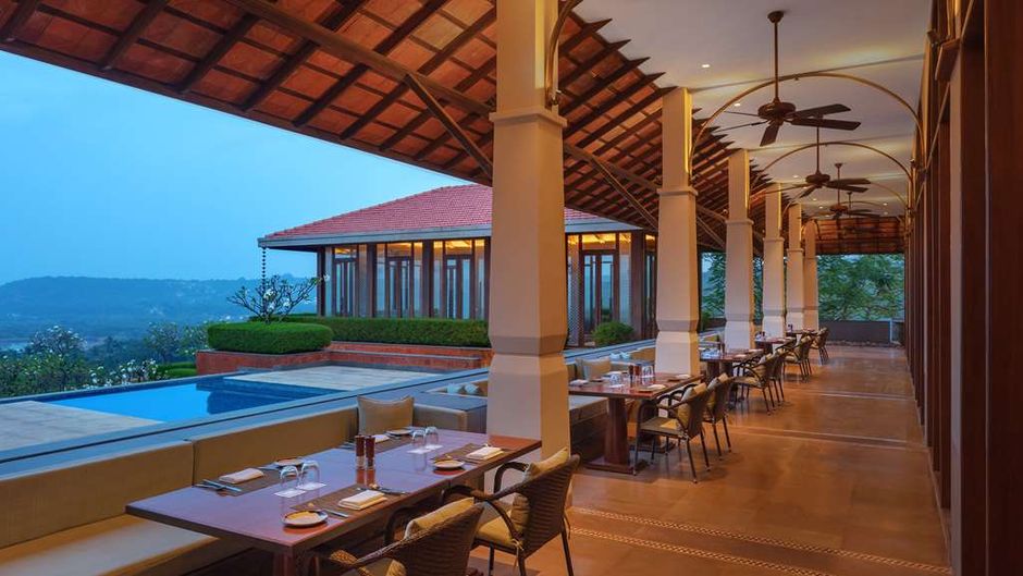 Hilton Goa Resort Restaurant
