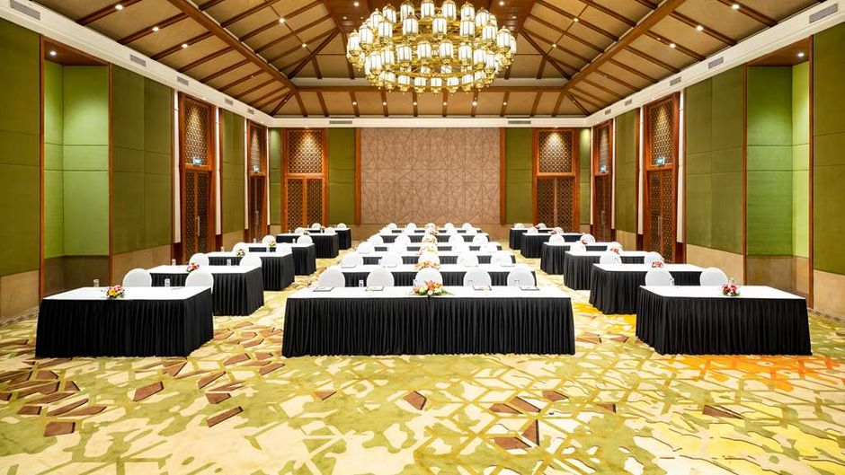 Hilton Goa Resort Meeting