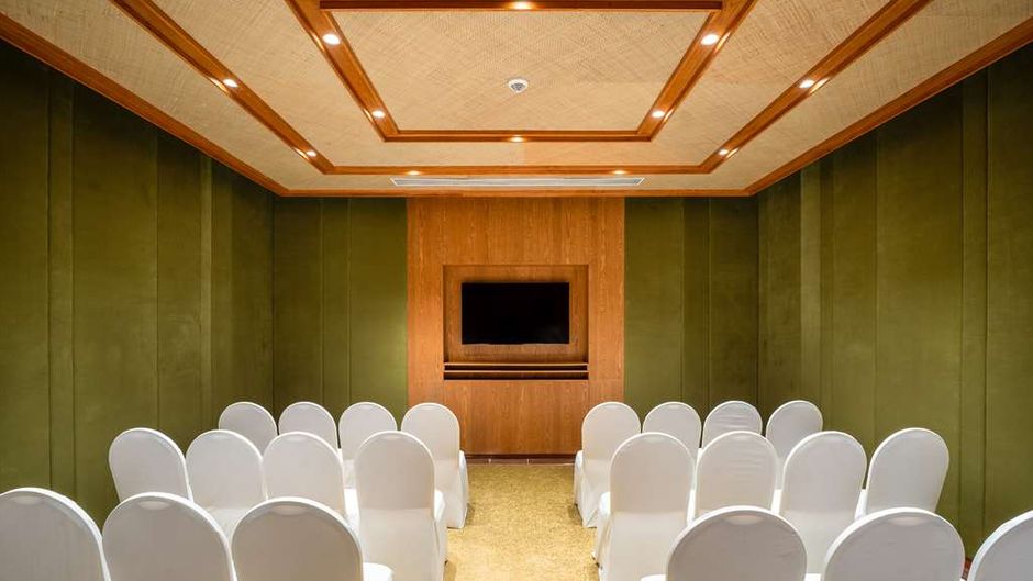 Hilton Goa Resort Meeting