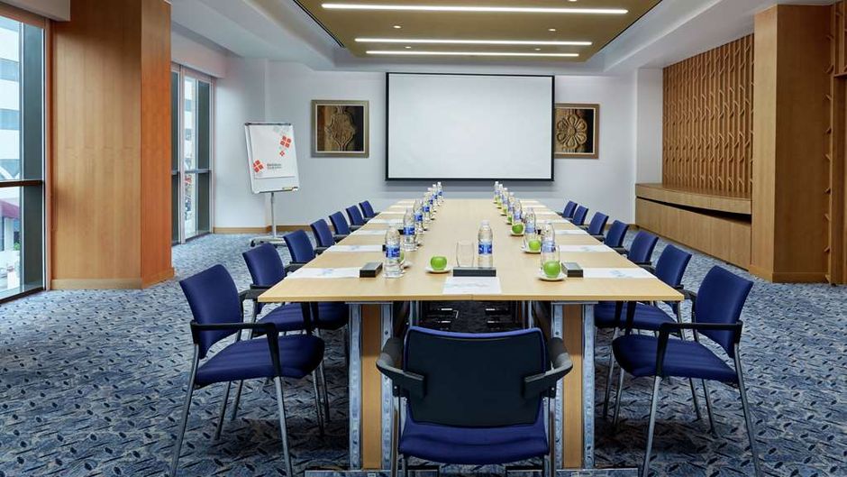 Hilton Garden Inn Muscat Al Khuwair Meeting