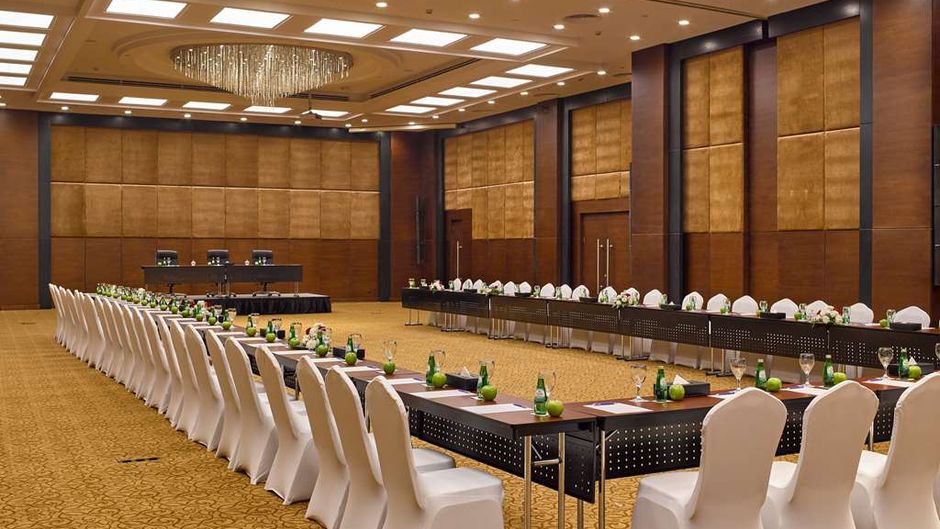 RB Hotel & Convention Center, Alexandria Ballroom