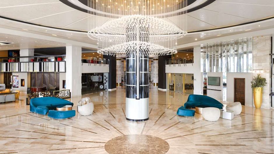 RB Hotel & Convention Center, Alexandria Lobby