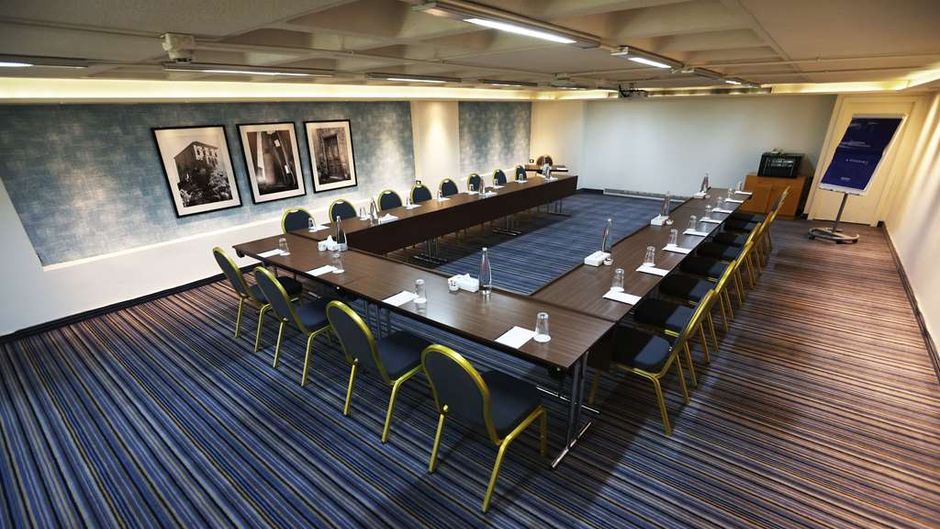 Radisson Blu Hotel, Beirut Verdun Meeting