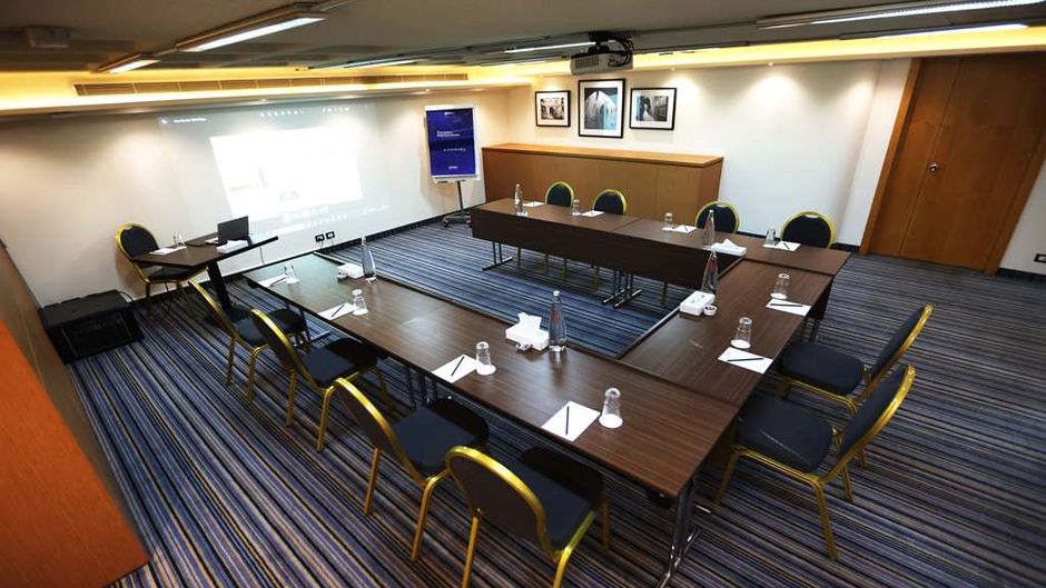 Radisson Blu Hotel, Beirut Verdun Meeting