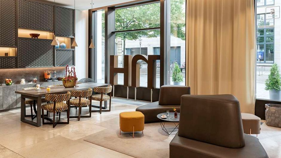 NH Leipzig Zentrum Lobby