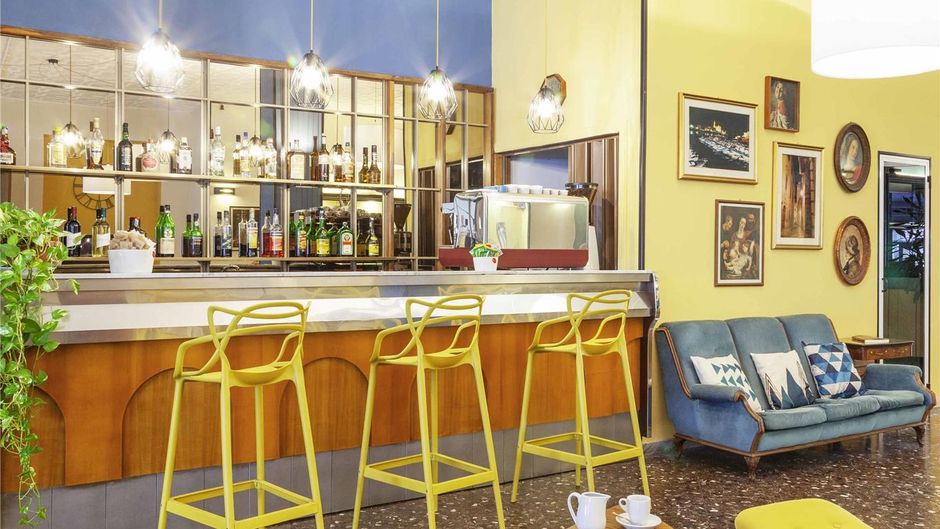 Ibis Styles Trani Exterior