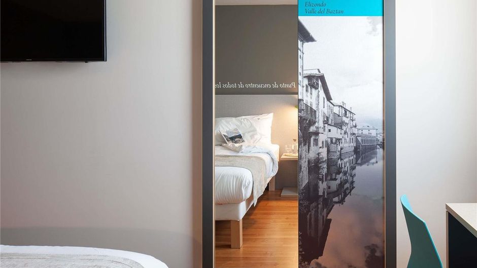 Ibis Styles Pamplona Noain Room