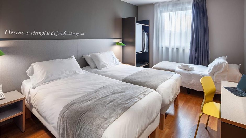 Ibis Styles Pamplona Noain Room