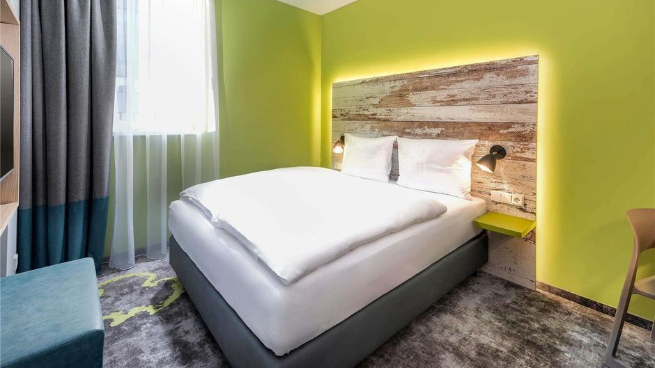 Ibis Styles Stuttgart Vaihingen Room
