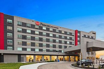 Best Western Premier East Inn & Suites
