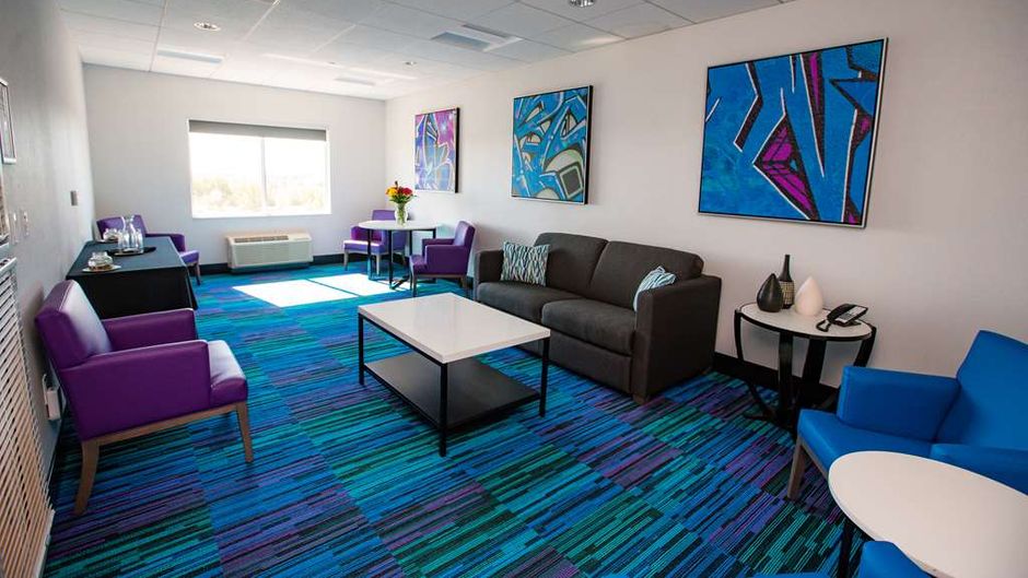 Best Western Premier East Inn & Suites Meeting
