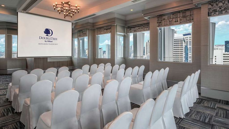 DoubleTree by Hilton Bangkok Ploenchit Meeting