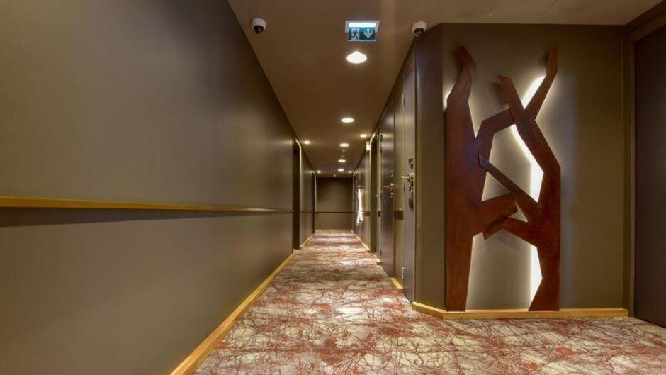 Hotel B55 Lobby