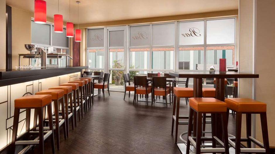 Ramada by Wyndham Bottrop Restaurant