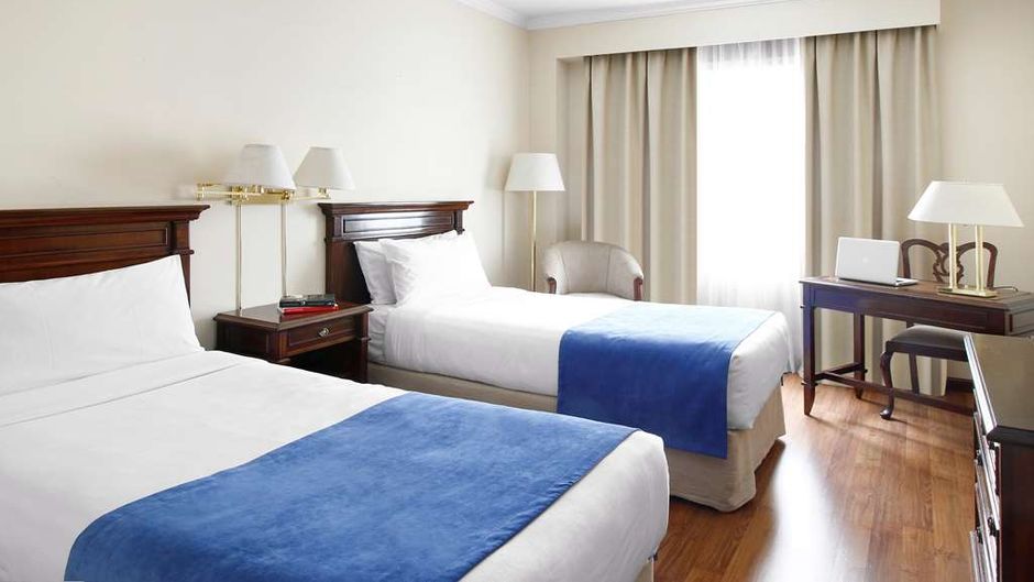 Cyan Americas Towers Hotel Room